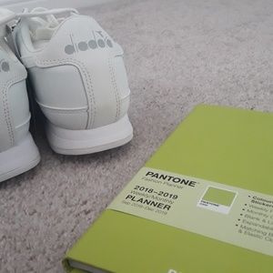 Meet your Posher, Haguer